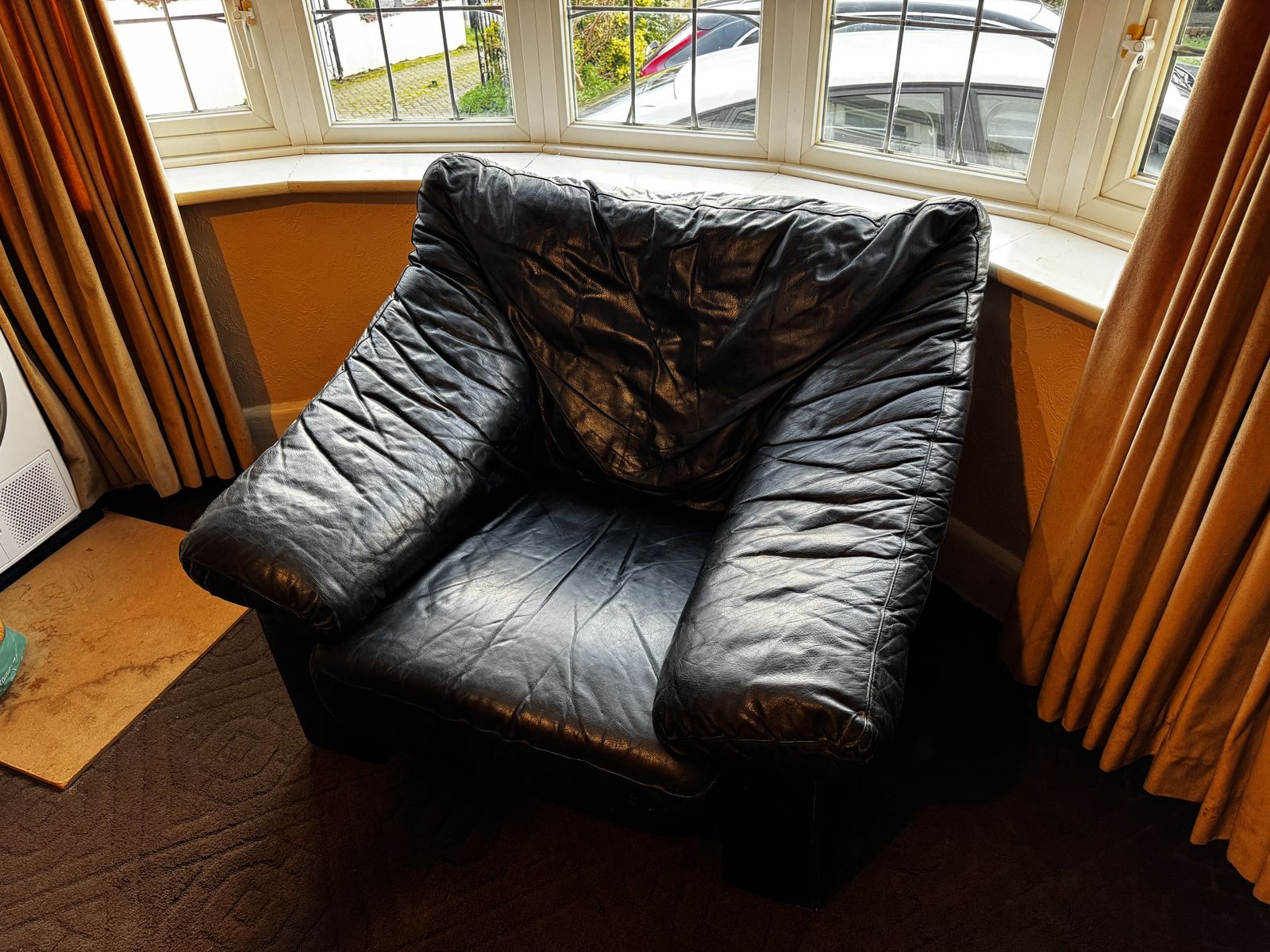 Vintage Design Italian Leather Armchair
