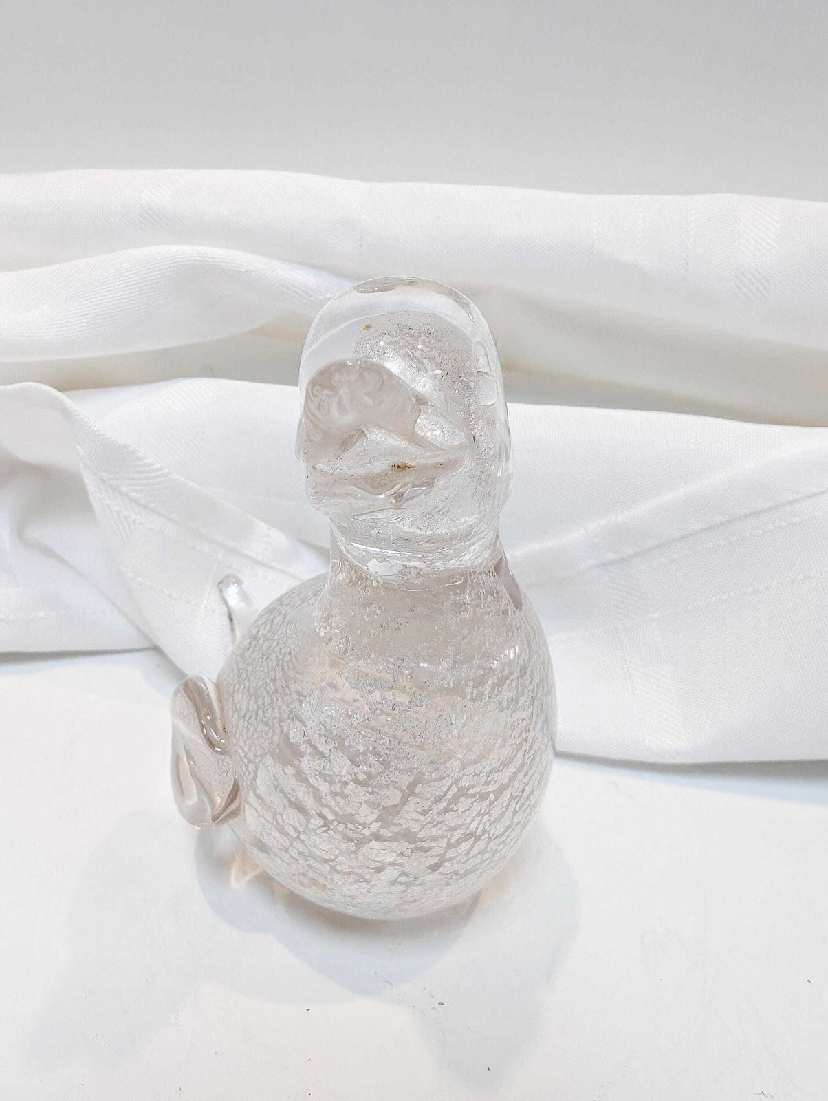 Rare Archimede Seguso 1980s Murano Glass Duck, Perfect Condition, Silver Spangles Throughout. Bubble Glass Effect With Original Red Label. photo vintage
