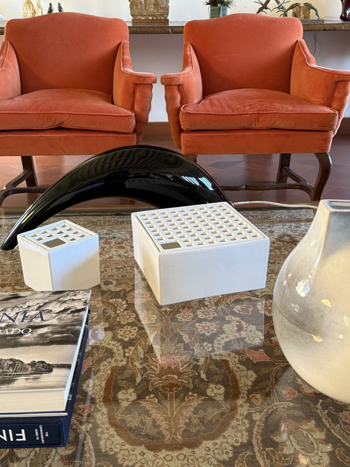 Home Decor Studio Opi, White Space Age Mod. Ikebana C Ceramic Vase, Gabbianelli Italy Ca. 1970 photo