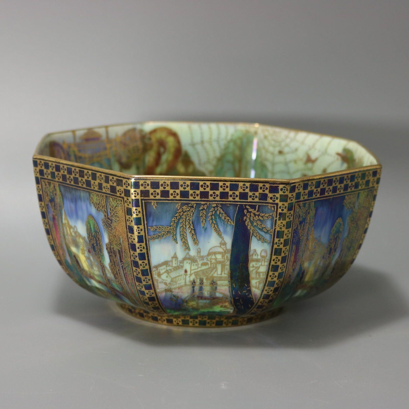 photo furniture Wedgwood Fairyland Lustre Octagonal Dana Bowl