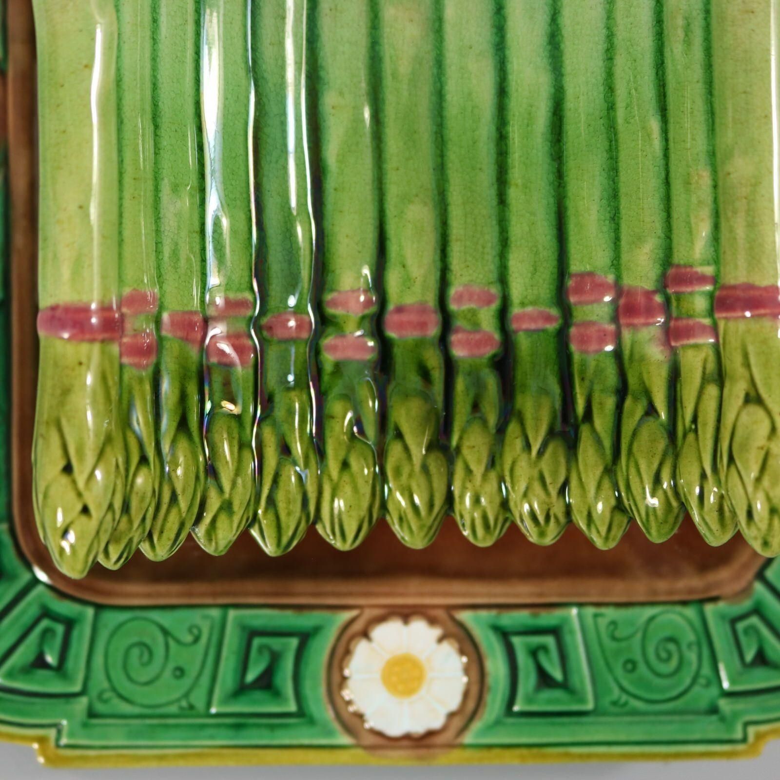 photo furniture Minton Majolica Asparagus Server
