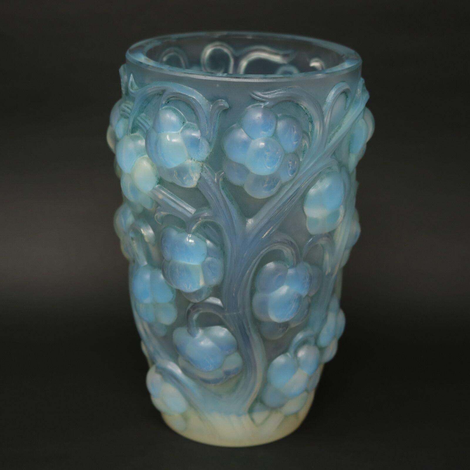 Rene Lalique Opalescent Glass 'Raisins' Vase photo furniture