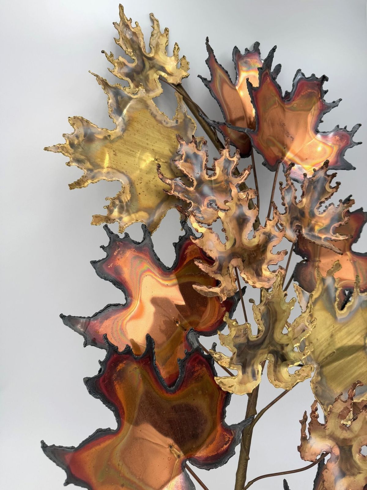 A Pair Of Large 1970s Curtis Jere Torch Cut Brass And Bronze Maple Leaf Sculptures photo vinterior