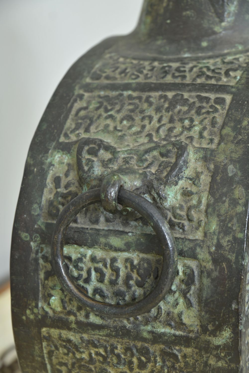 photo vinterior Heavy Chinese Bronze Moonflask Table Lamp Taotie Masks James Mont Han Dynasty Style Midcentury