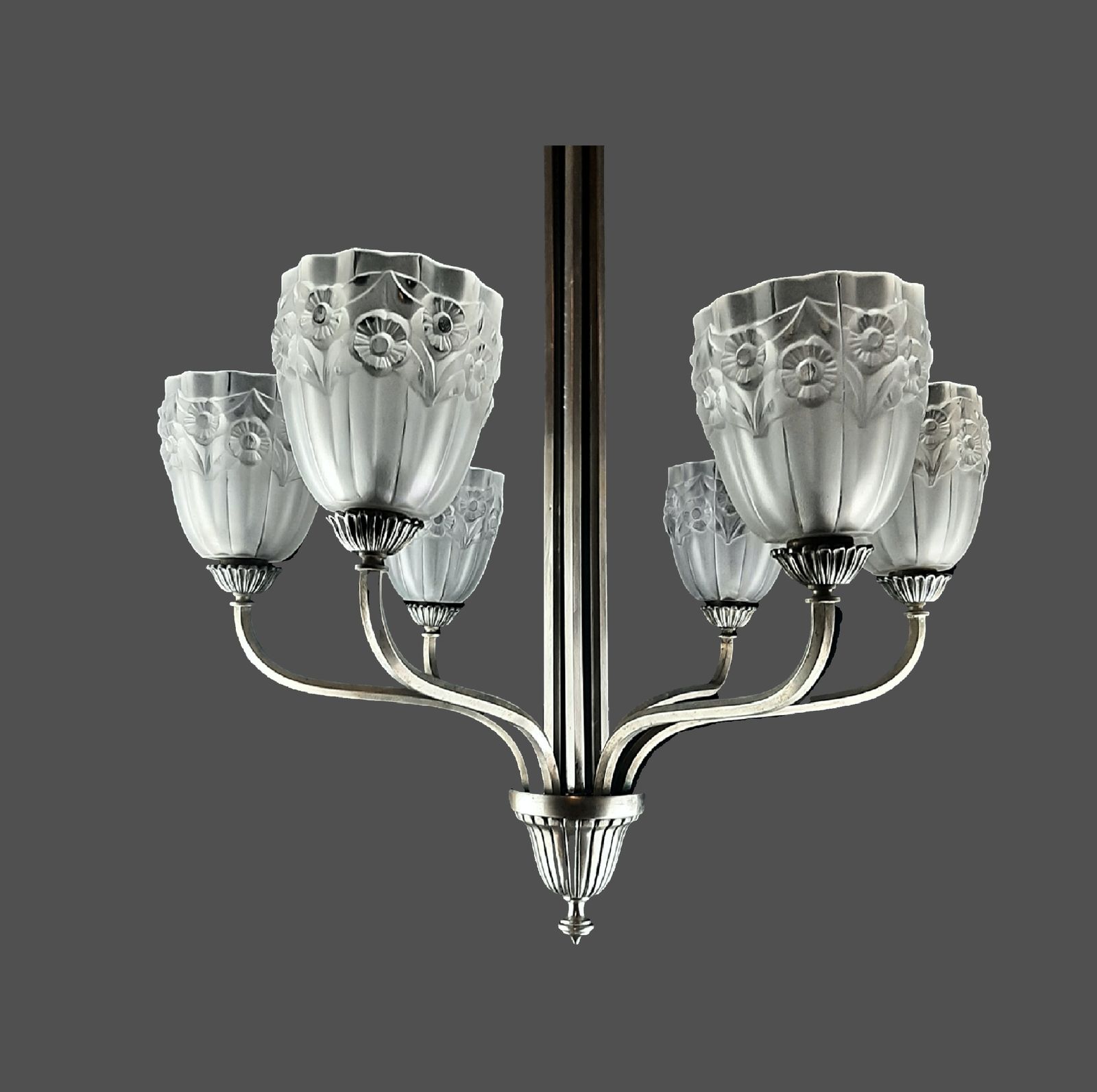 photo furniture Art Deco Chandelier Elegant French 1930s Design Low 66cm Drop Glass Shades By Degue Daisies Model Nickel Plated Fixture