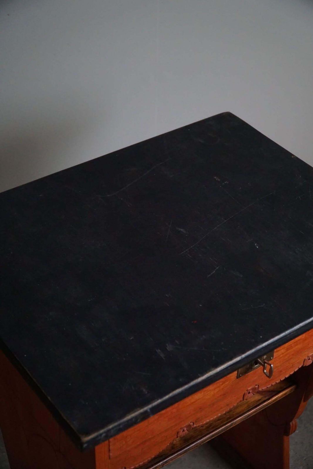 photo vinterior Antique Hand Crafted Swedish 19th Century Gustavian Style Pine Desk / Table