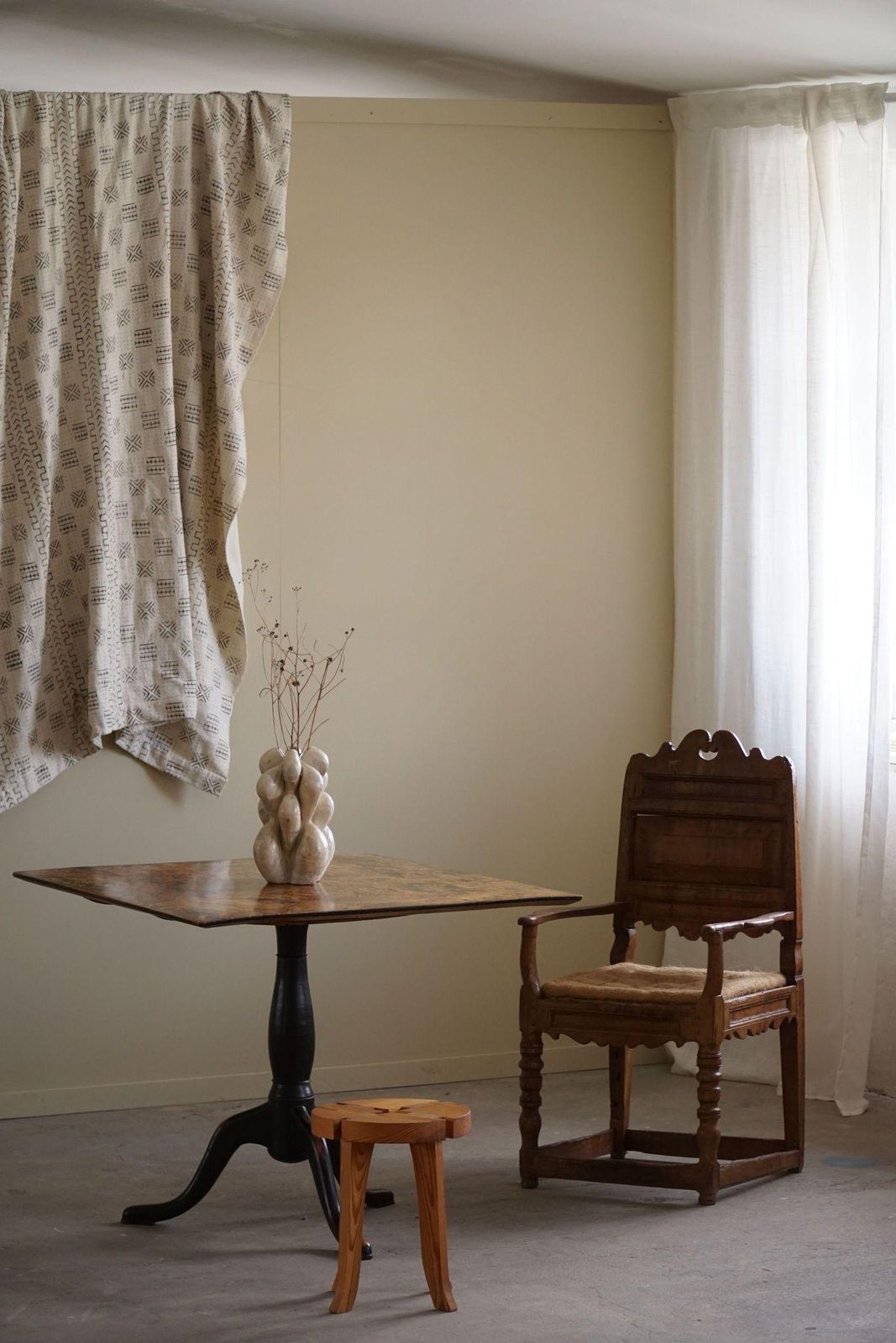 Antique Square Drop Leaf Table In Burl Wood, Handcrafted In Sweden, 19th Century photo 1777.0