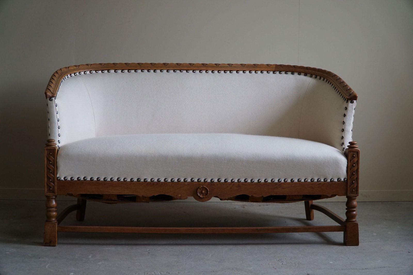 Sculptural 2 Seater Sofa In Oak & Wool, Danish "Skønvirke" Style, 1920s photo vinterior