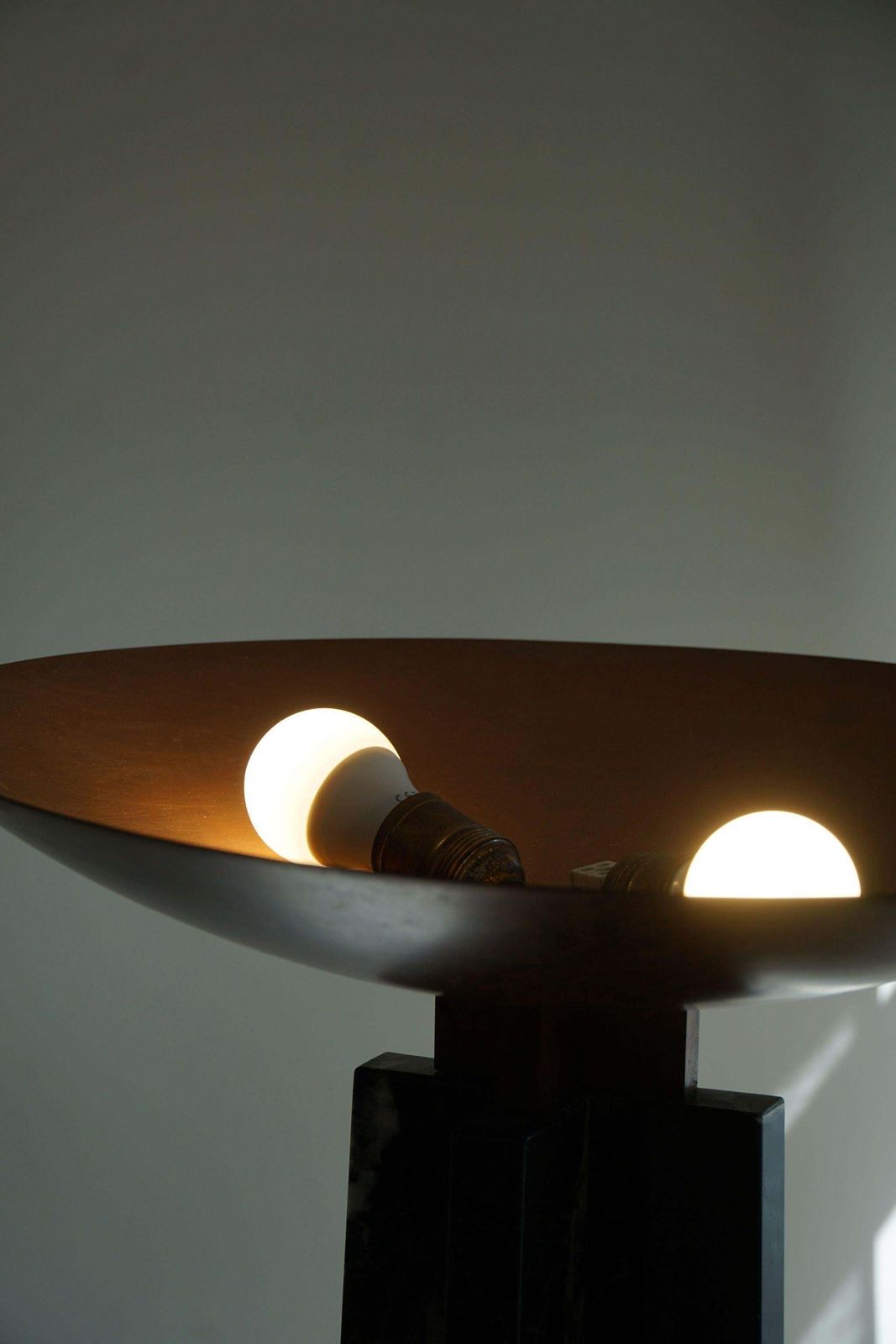 Lighting Massimo & Lella Vignelli, Floor Lamp In Copper & Marble, Wagneriana, Italy, 1986 photo