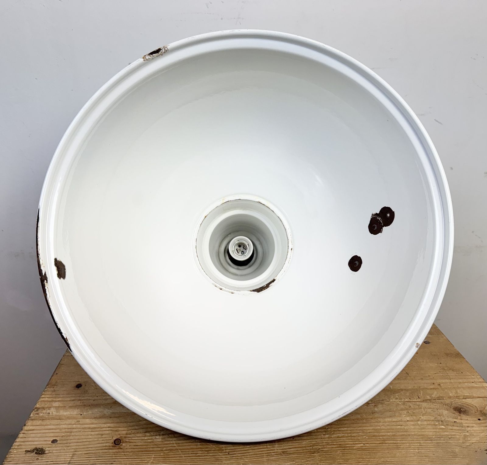 photo buy Large Industrial British White Enamel Factory Pendant Lamp From Benjamin, 1960s, 3x