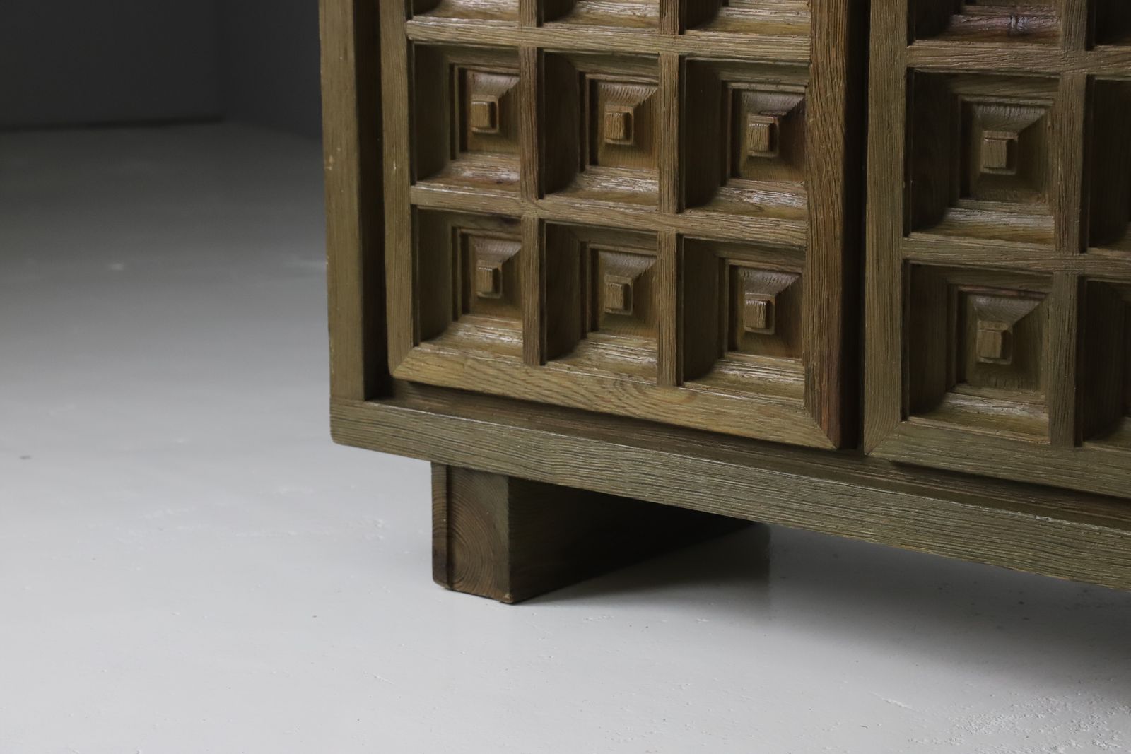 Biosca Brutalist Highboard, 1960s photo vinterior