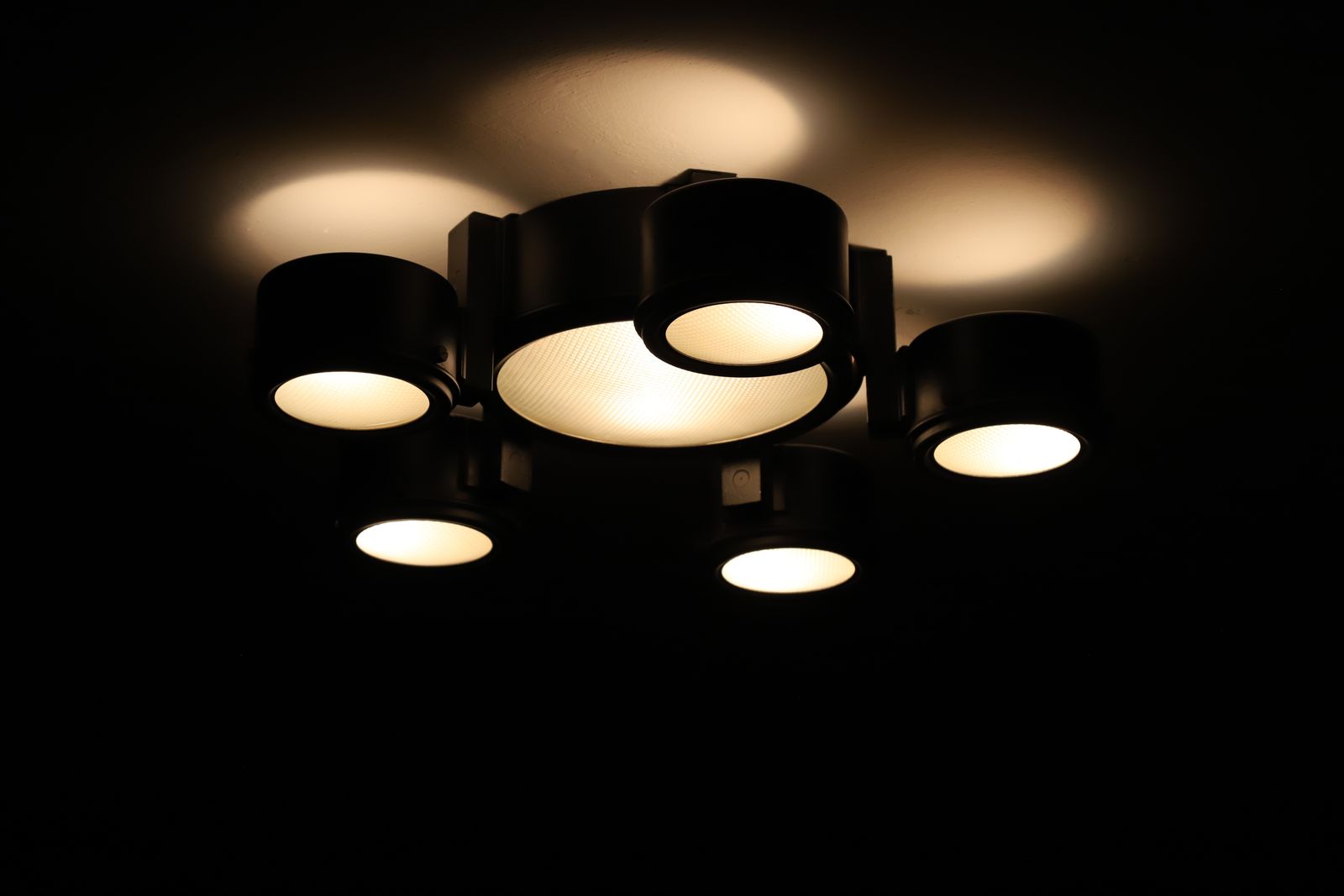 photo vinterior Rare ‘2045’ Ceiling Light By Studio B.B.P.R. For Arteluce