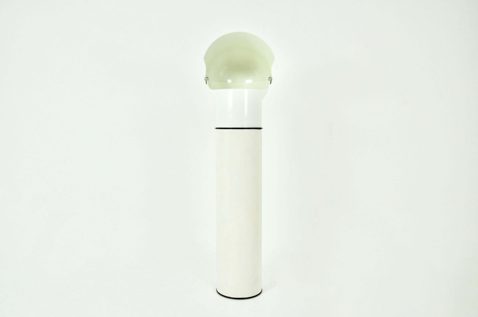 "Pileo Mezzo" Floor Lamp By Gae Aulenti For Artemide, 1970s photo for sale