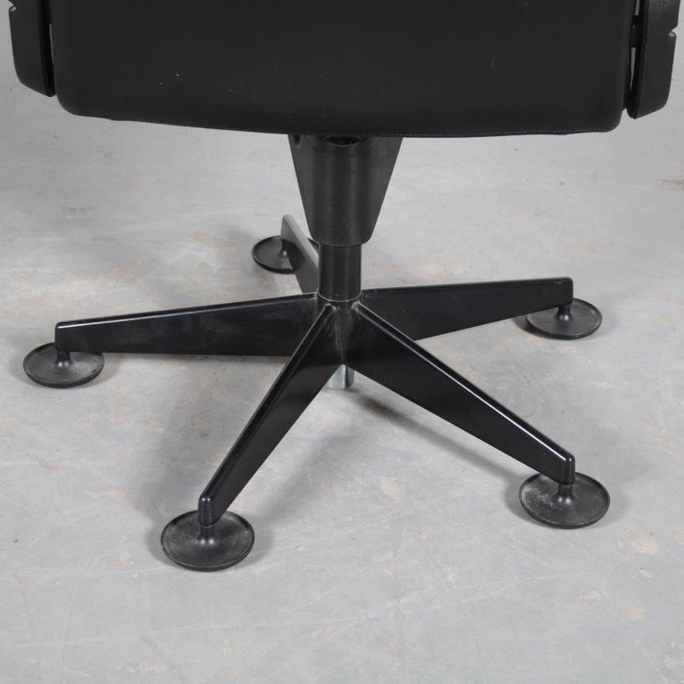 1980s Conference Chair By Richard Sapper For Knoll International, USA photo buy