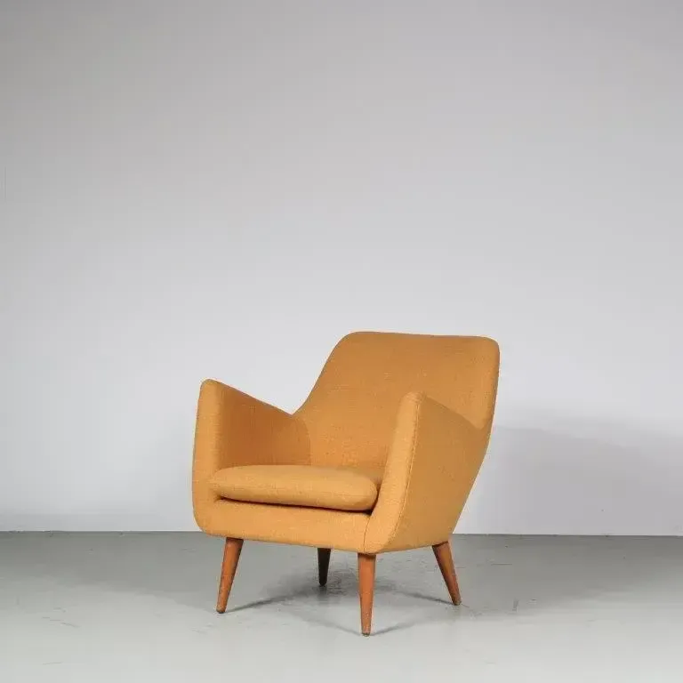 “Poet” Chair By Finn Juhl For Niels Vodder In Denmark, 1950 photo furniture