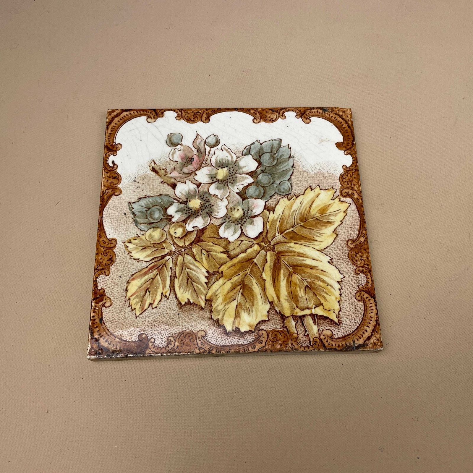 Antique Vintage Floral Tile Ceramic Square Old Floral Pattern 15.5x15.5cm Placemat Patterned Decorative Victorian Coaster Plant Stand Brown photo furniture
