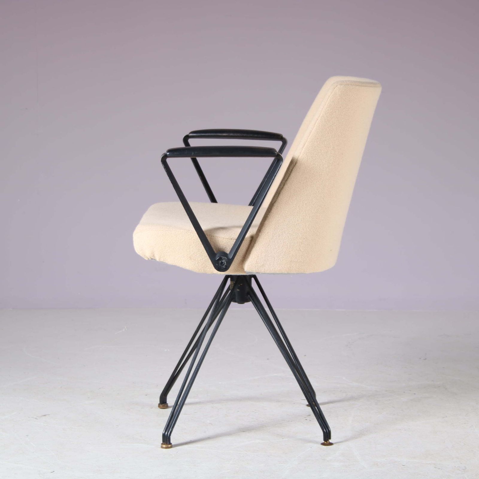 “P99” Chair By Osvaldo Borsani For Tecno, Italy 1950 photo 4876.0