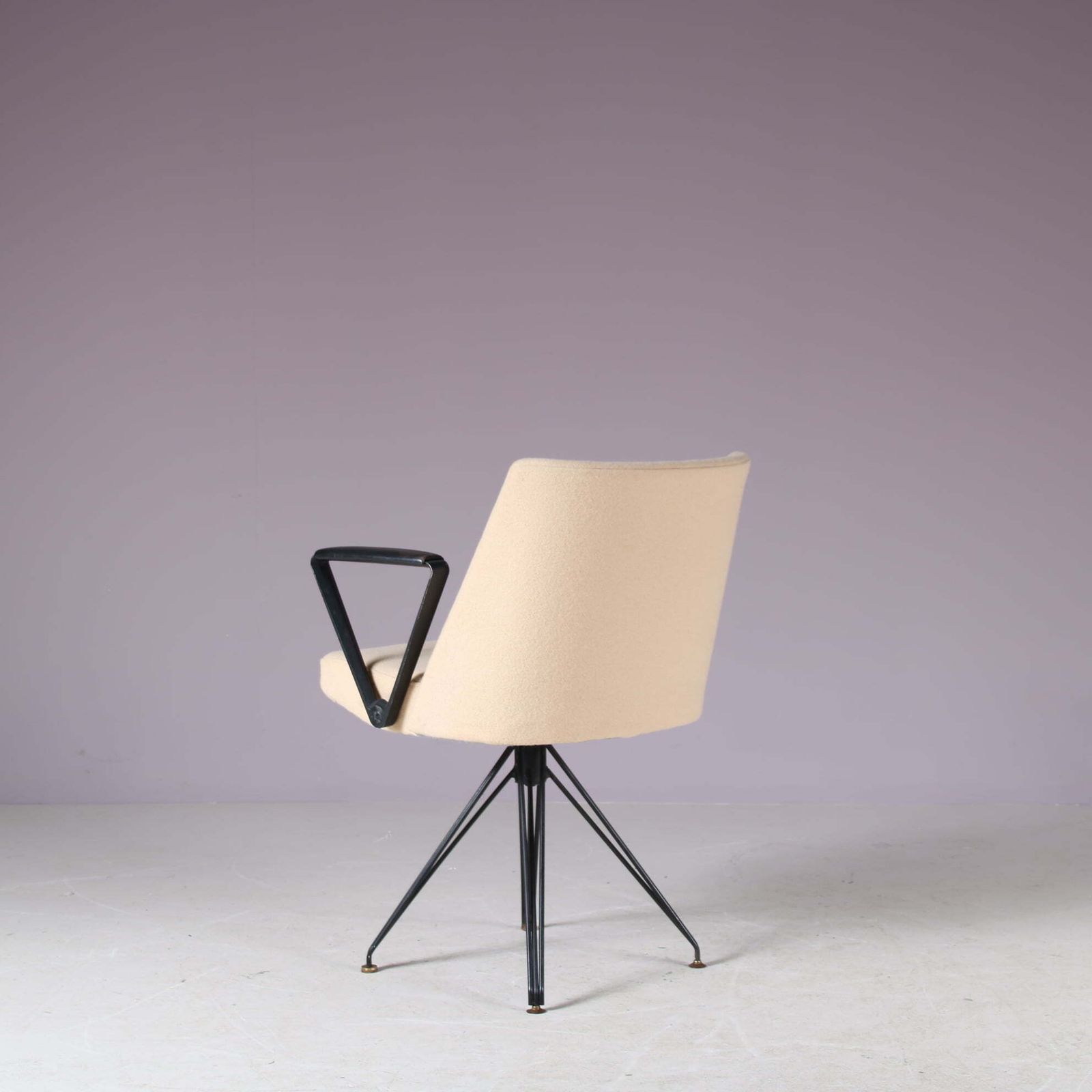 “P99” Chair By Osvaldo Borsani For Tecno, Italy 1950 photo vinterior
