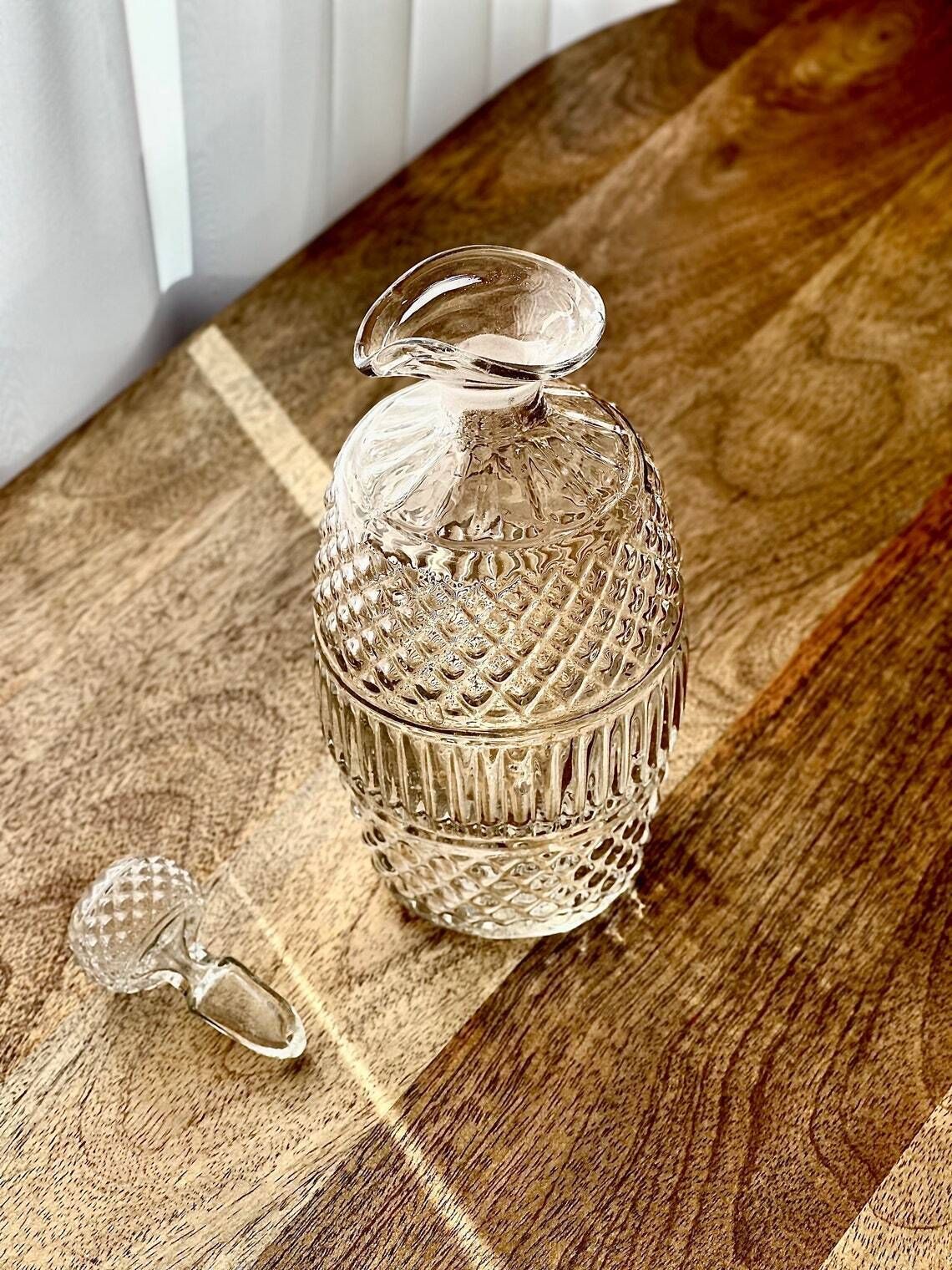 19th Century Irish Barrel Shaped Glass Decanter  Molded Diamond Design C. 1820 1830 photo 154.0