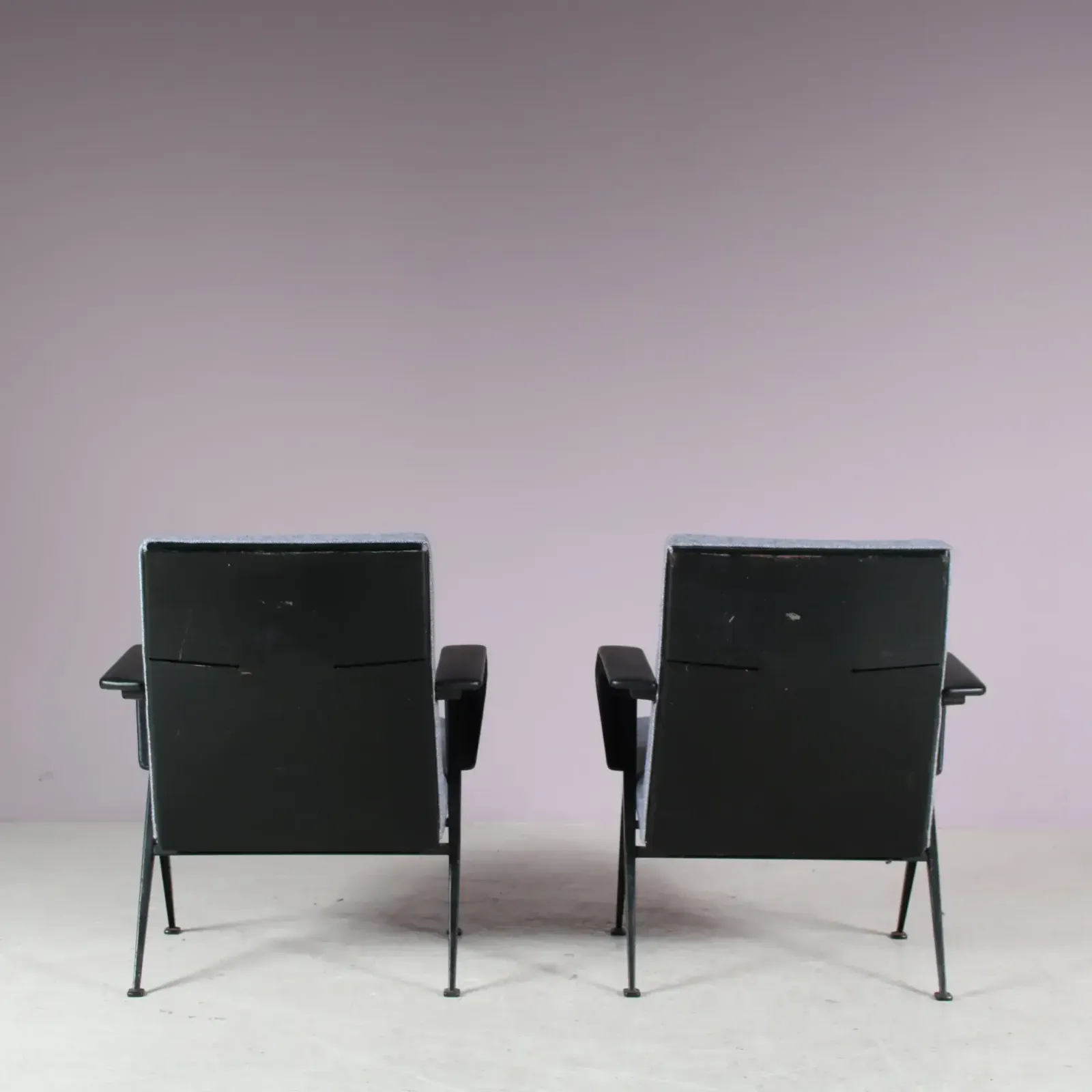Furniture 1960s Pair Of “Repose” Chairs By Friso Kramer For Ahrend De Cirkel, Netherlands photo