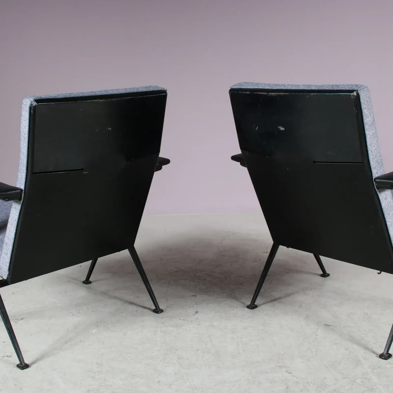 2730.0 1960s Pair Of “Repose” Chairs By Friso Kramer For Ahrend De Cirkel, Netherlands photo