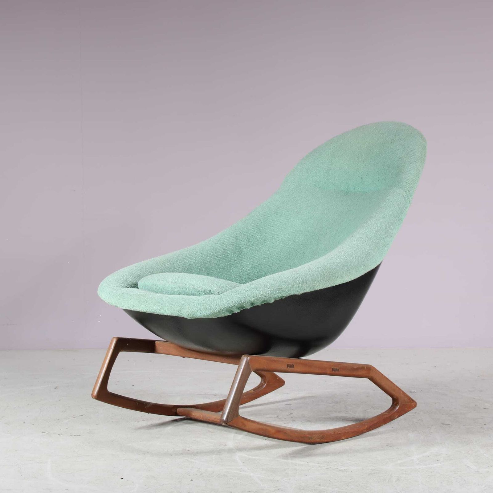 1960s “Gemini” Rocking Chair By Walter S. Chenery For Lurashell, Uk photo vinterior