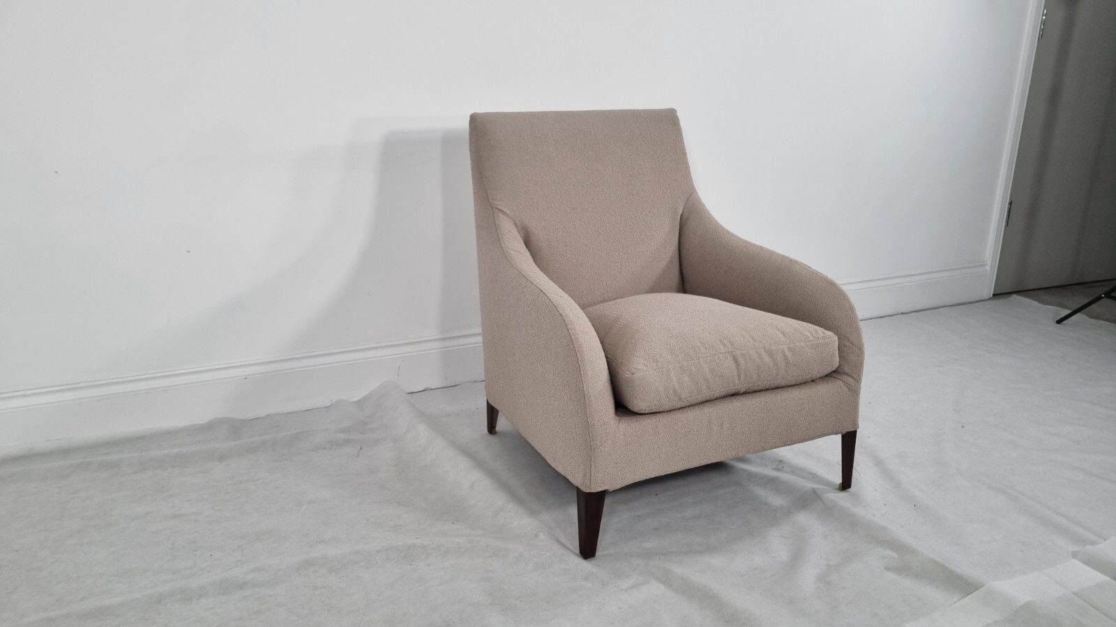 Bb Italia Florence F3 Armchair In Honey Beige Boucle In Excellent Condition photo vinterior