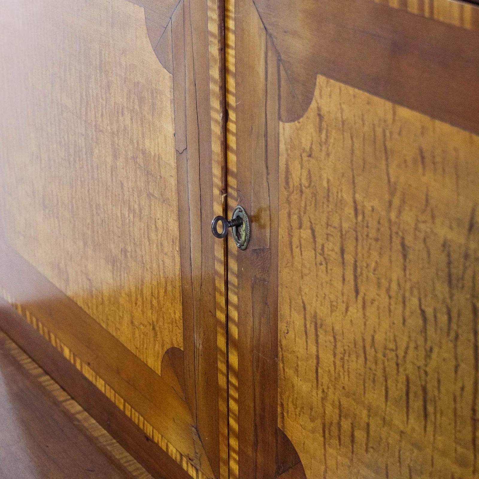 photo furniture Antique Walnut And Satinwood Writing Cabinet | Antique Bureaux | Antique Furniture | Walnut Furniture | Antique Desks