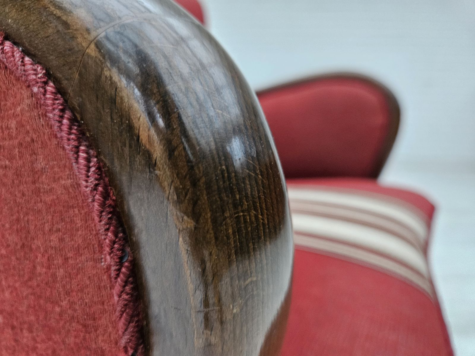 photo vinterior 1960s, Danish Armchair By Alfred Christensen, Red Furniture Wool Fabric, Original Condition.