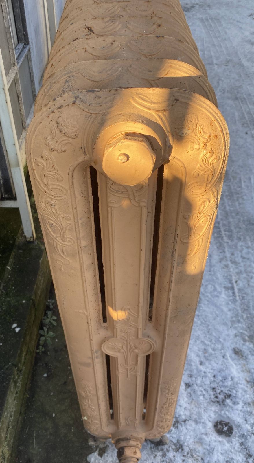 Antique Radiator On Feet With Ten Floral Cast Iron Blades  20th Century photo for sale