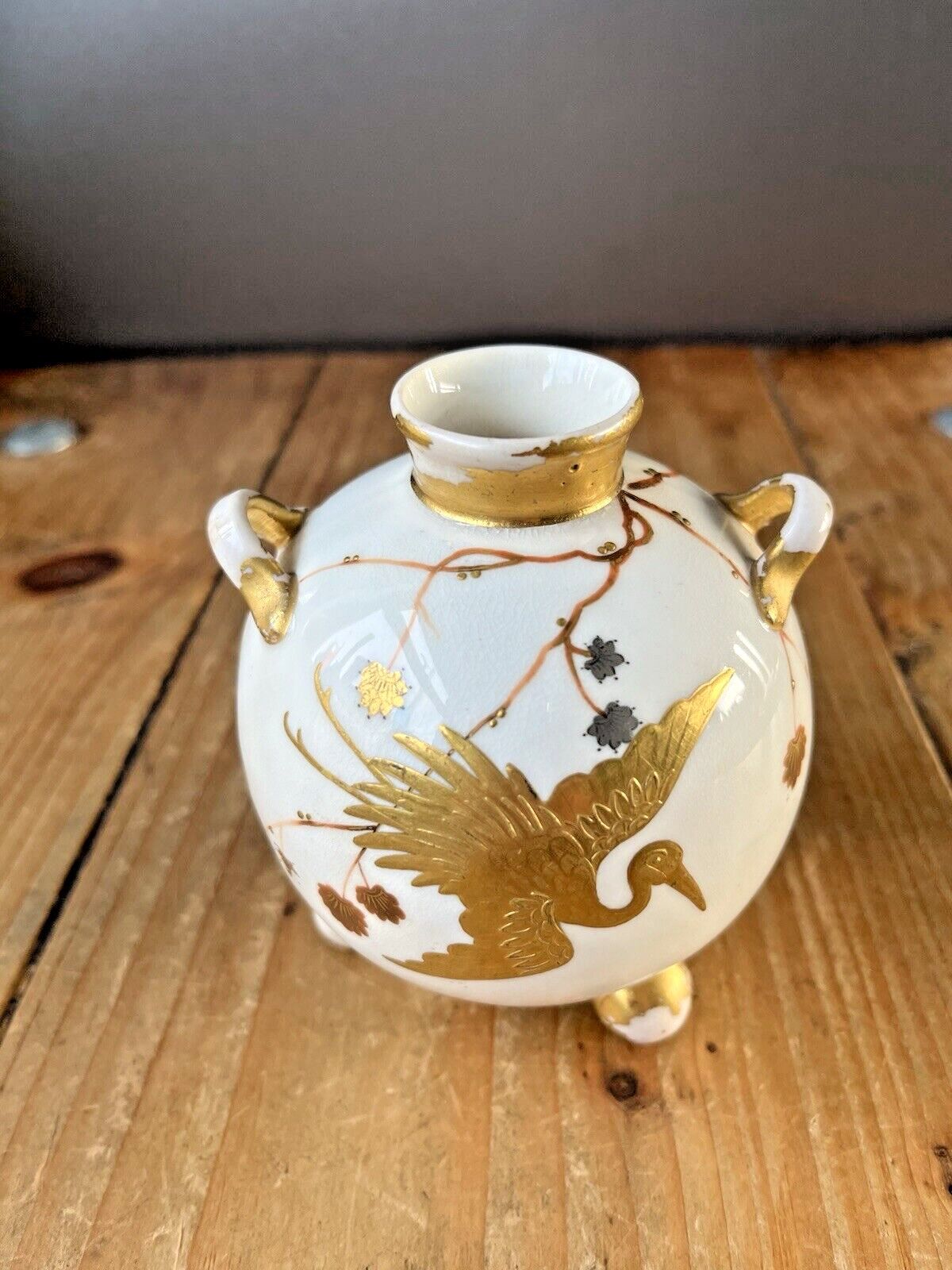 photo furniture Antique 1875 Royal Worcester Aesthetic Movement Heron Butterfly Bulbous Bud Vase