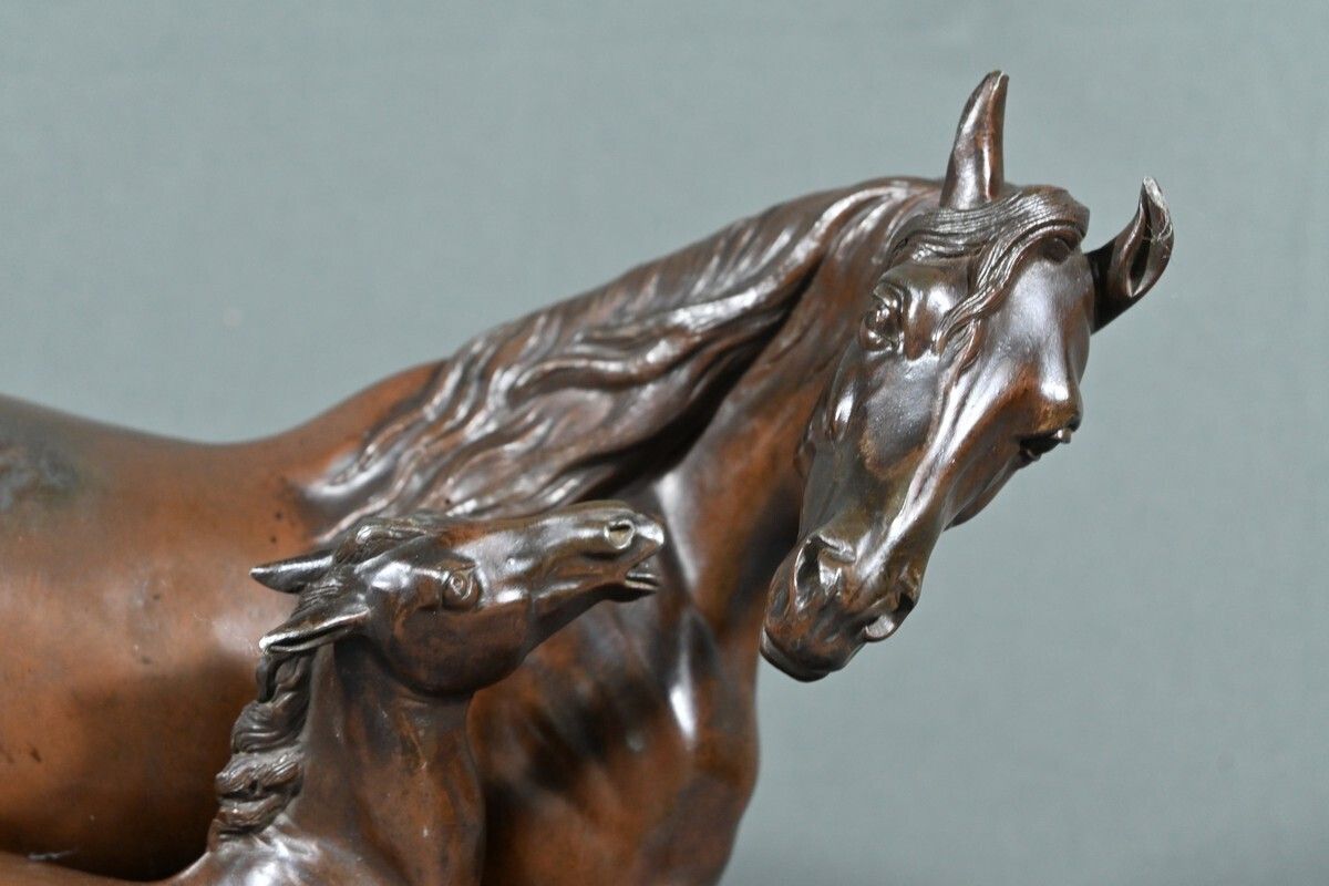 Horse And Its Foal In Spelter, Signed E.Loiseau – Early 20th Century photo vintage