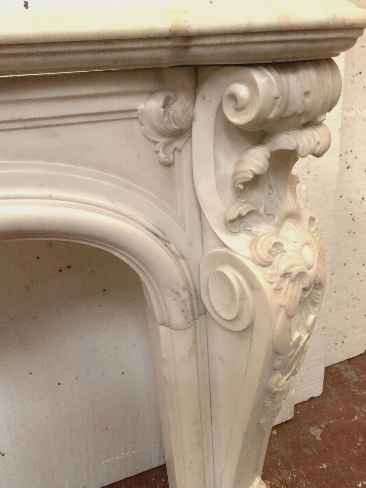 photo furniture Louis XV Style Fireplace In White Carrara Marble 19th Century
