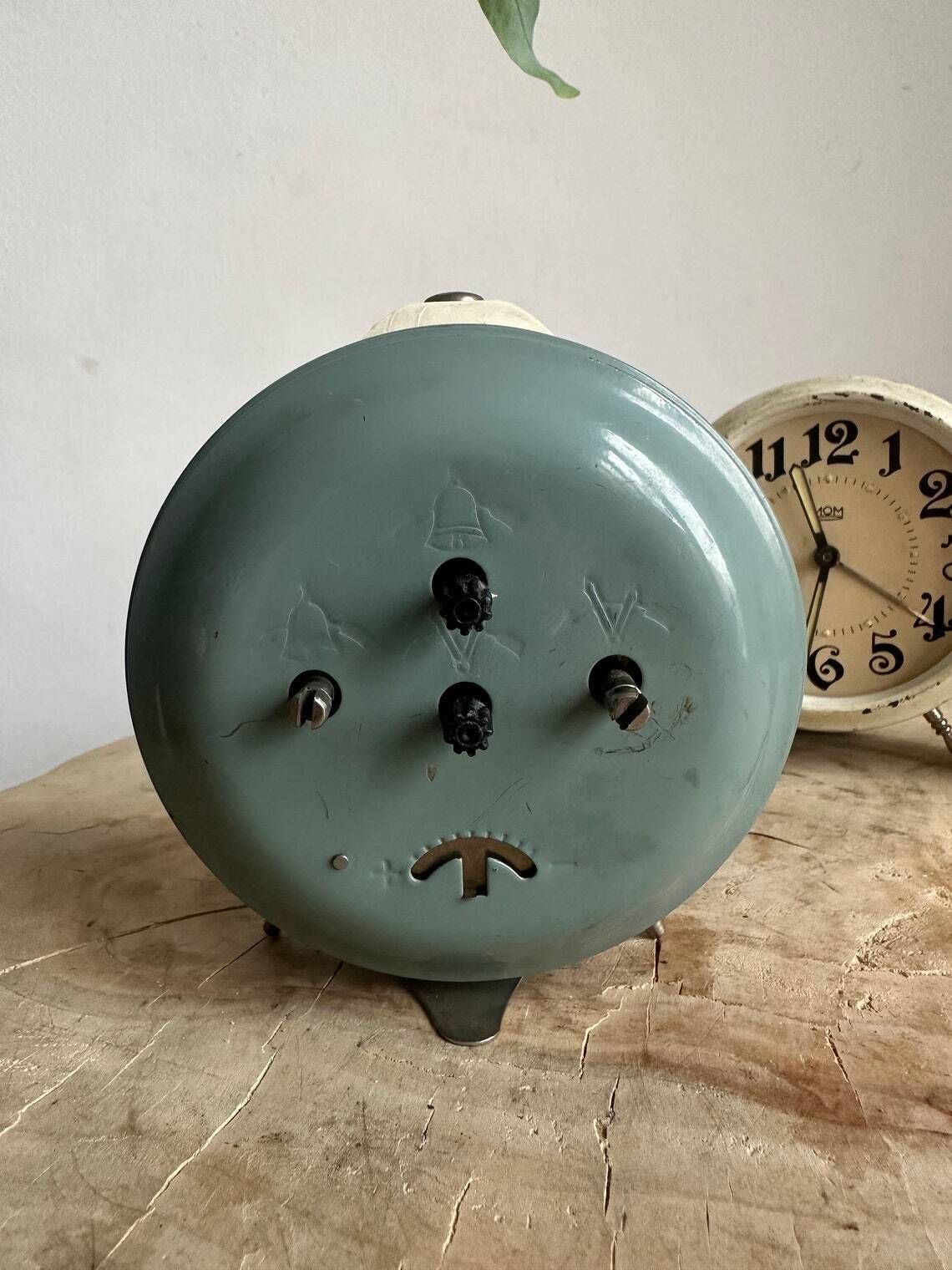 Jantar 4 Jewels Deco Shaped Alarm Clock Retro photo 50.0