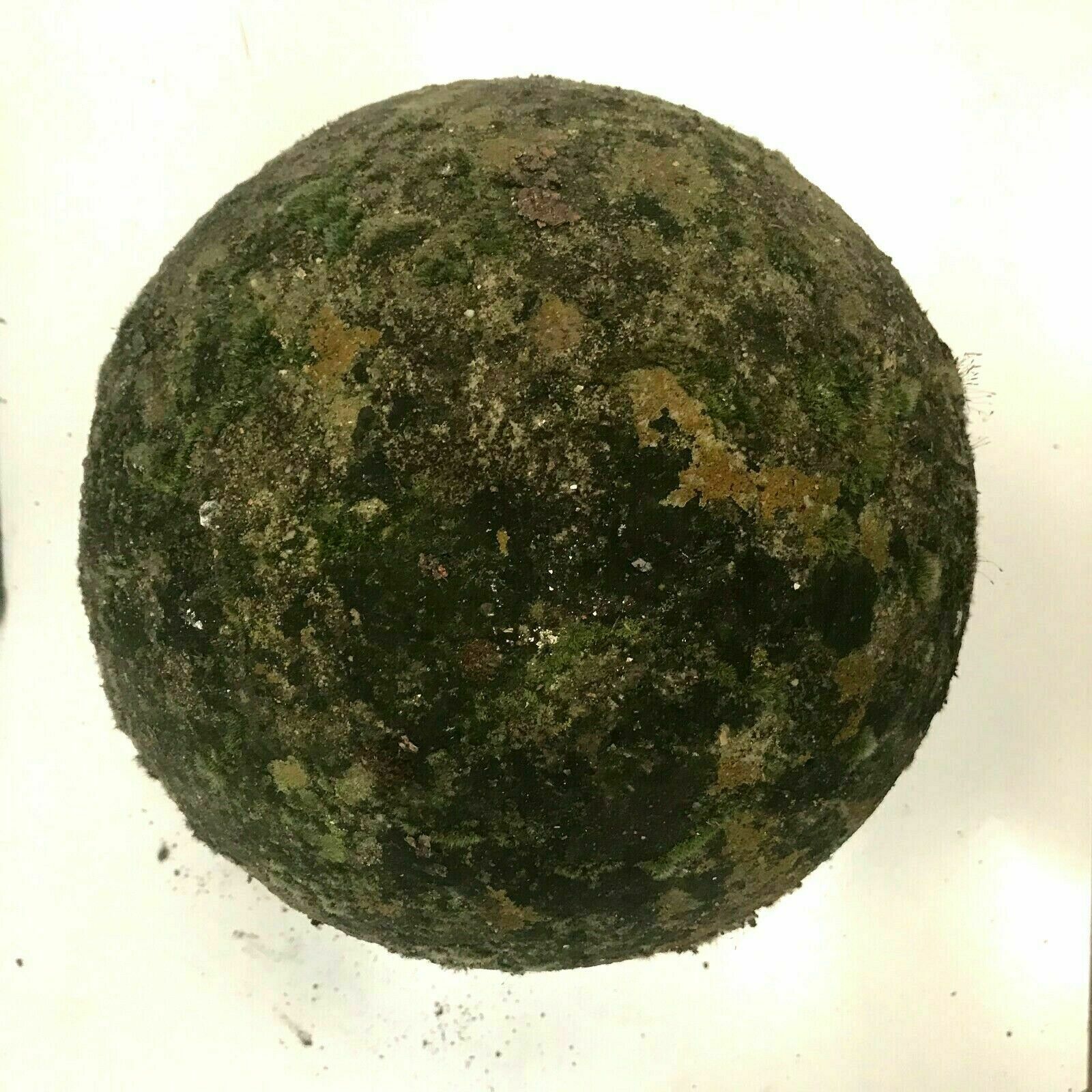 Pair Of Balls In Stone Or Reconstituted Cement 20th Century photo furniture