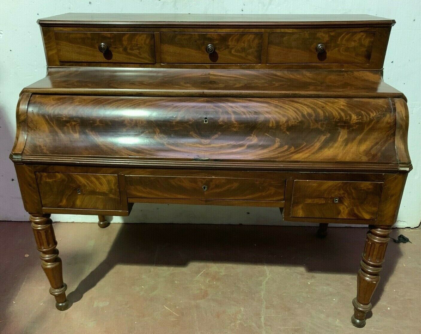 Louis Philippe 19th Century Cylinder Desk In Mahogany photo for sale