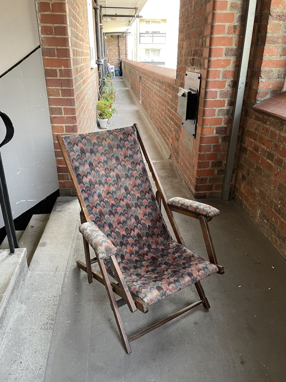 Vintage Deck Chair With Velvet Seat And Arm Bolsters photo 120.0