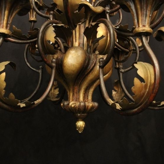 photo furniture Florentine 12 Light Giltwood Antique Chandelier