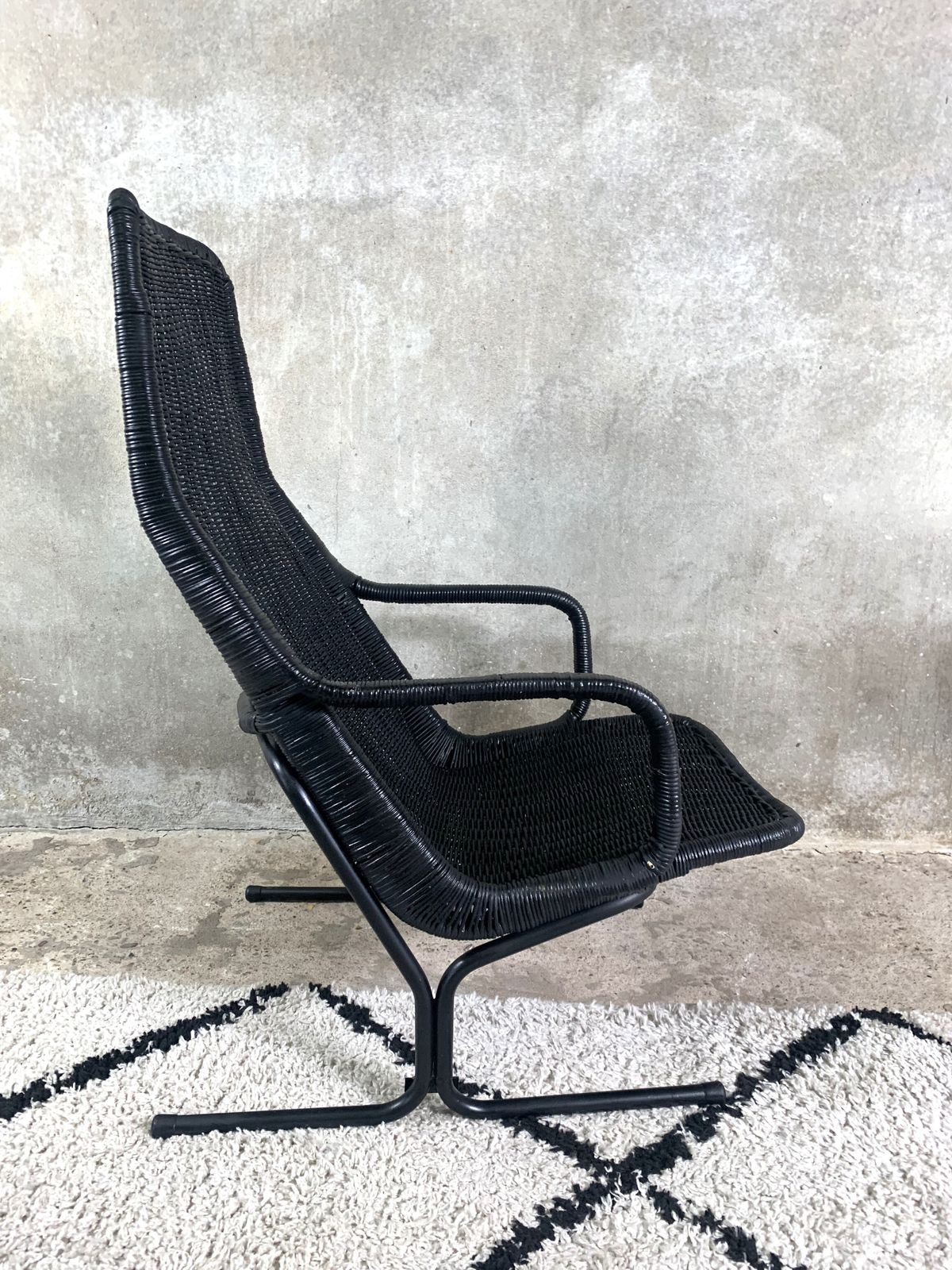 Model 514 C Lounge Chair In Rattan By Dirk Van Sliedregt For Gebroeders Jonkers Noordwolde, 1960s photo for sale