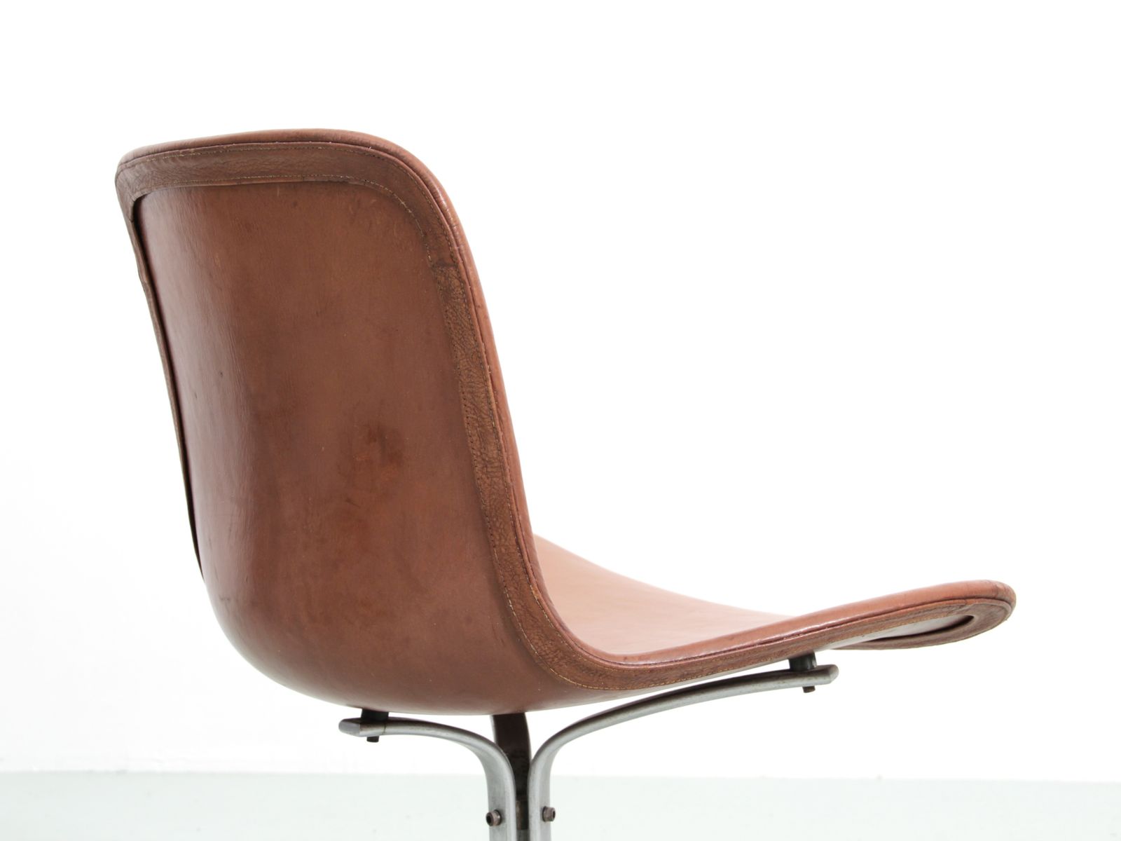 photo for sale Mid Century Modern Scandinavian Set Of 4 Chairs Pk 9 By Poul Kjaerholm For Kold Christensen