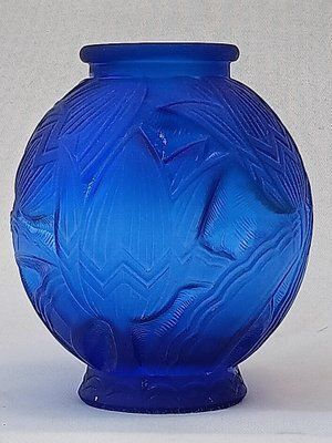photo for sale Art Deco Glass Les Nenuphars Vase By Pierre Davesn