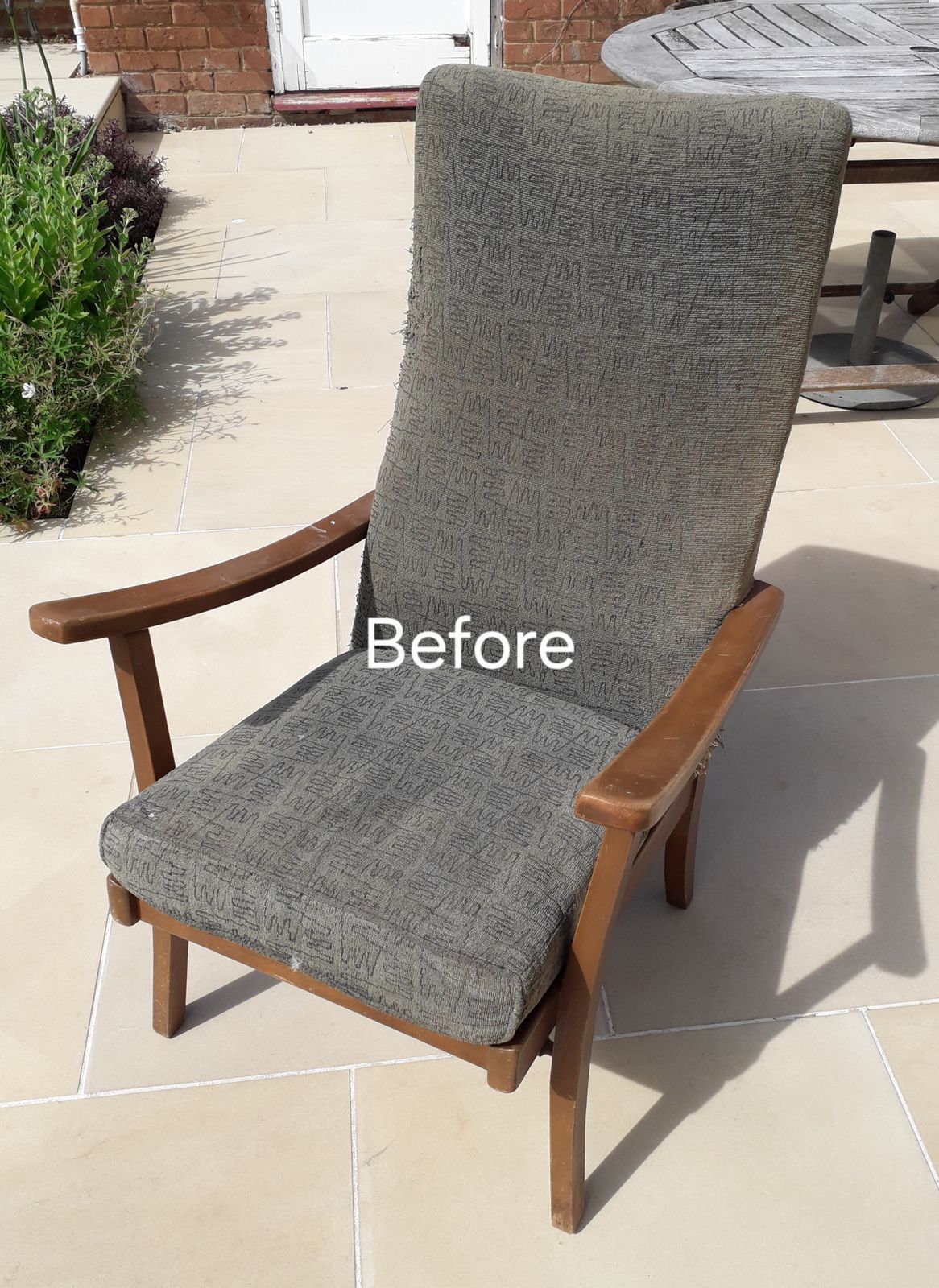 275.0 Mid Century Vintage Easy Chair Newly Upholstered photo