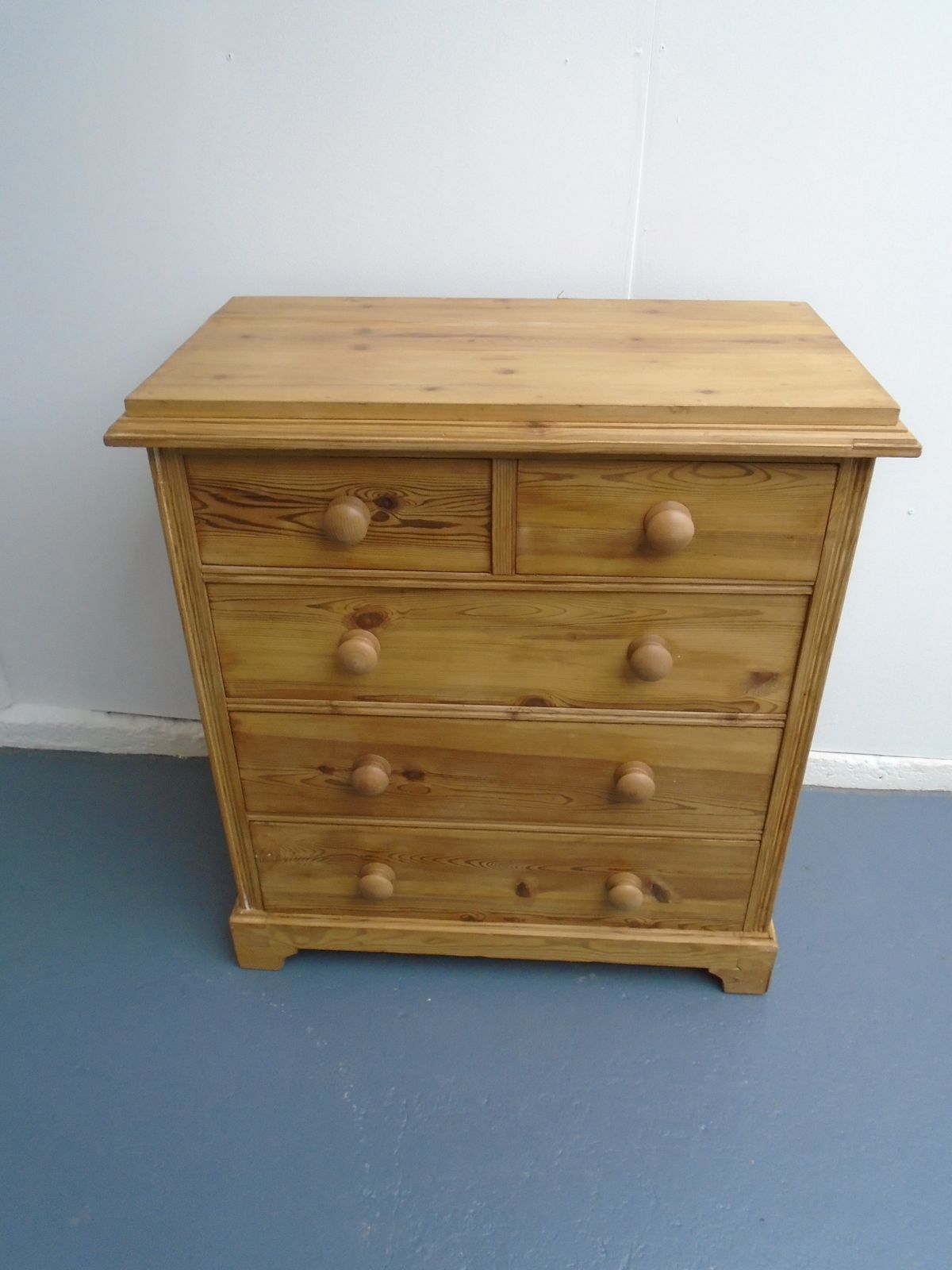 A Narrow Panelled Victorian Pine Waxed 5 Drawer Chest Of Drawers photo 695.0