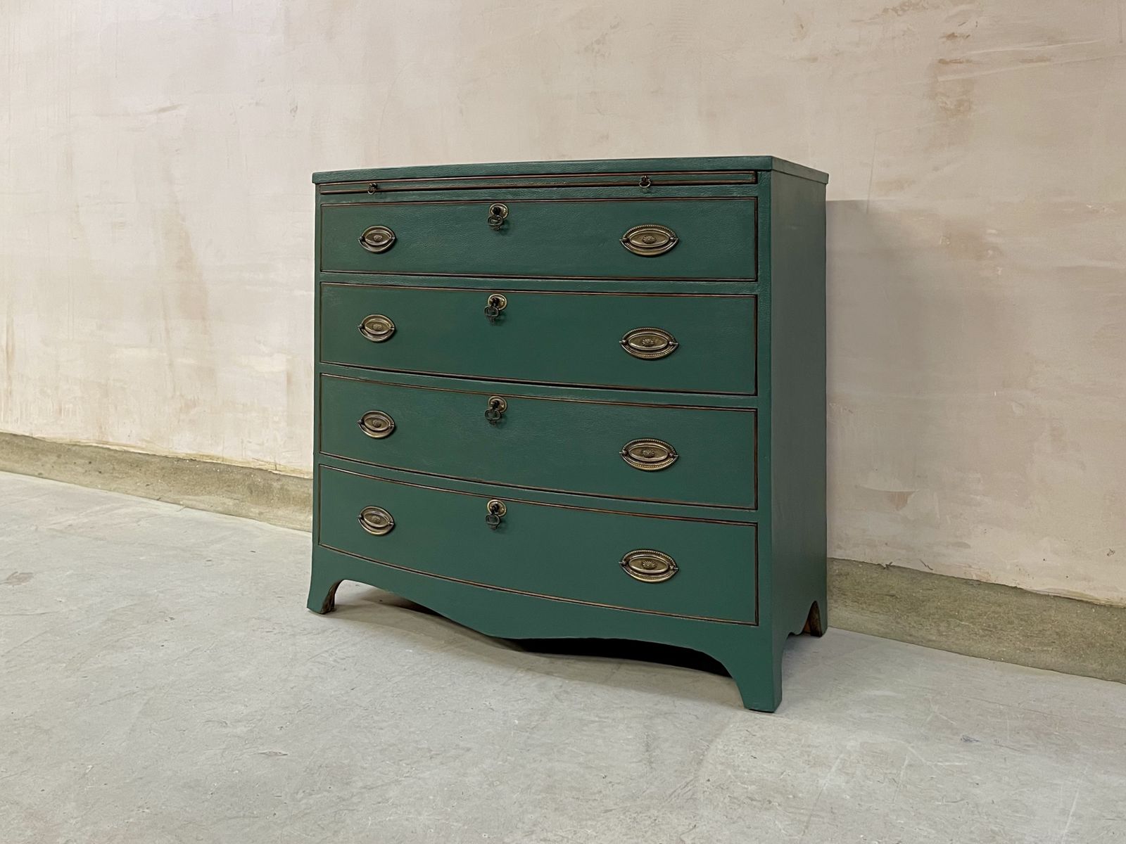 photo vintage Chest Of Drawers Chest Of Draws Green Leather Bow Fronted