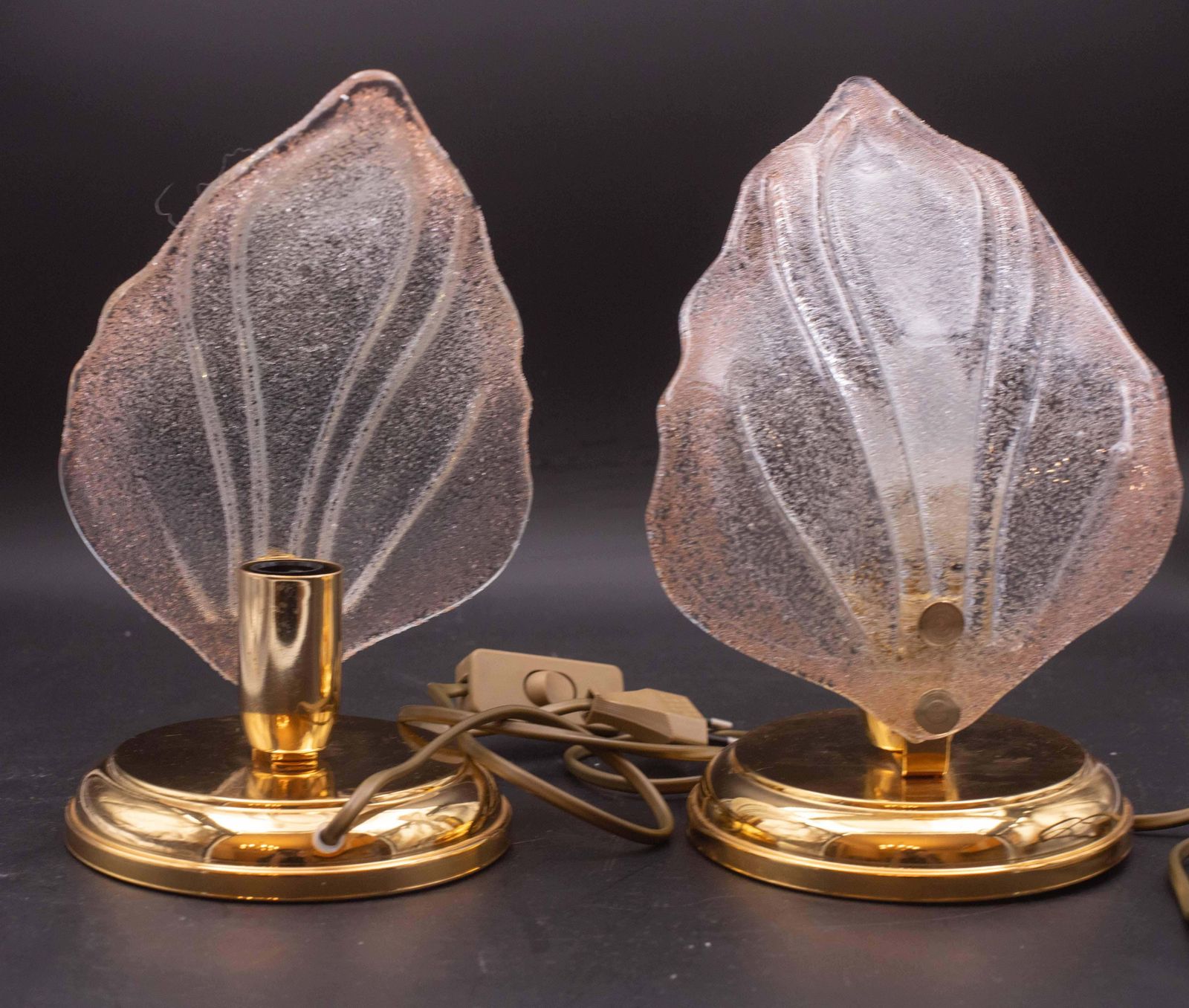 photo for sale Set Of 2 Pink Murano Glass Leaves Table Lamp, 1980s