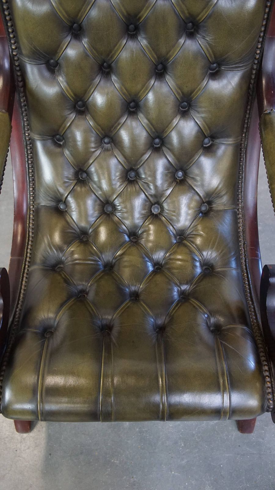 Nice Green Cow Leather Chesterfield Armchair With An Elegant Design And Combined With Wood photo vinterior