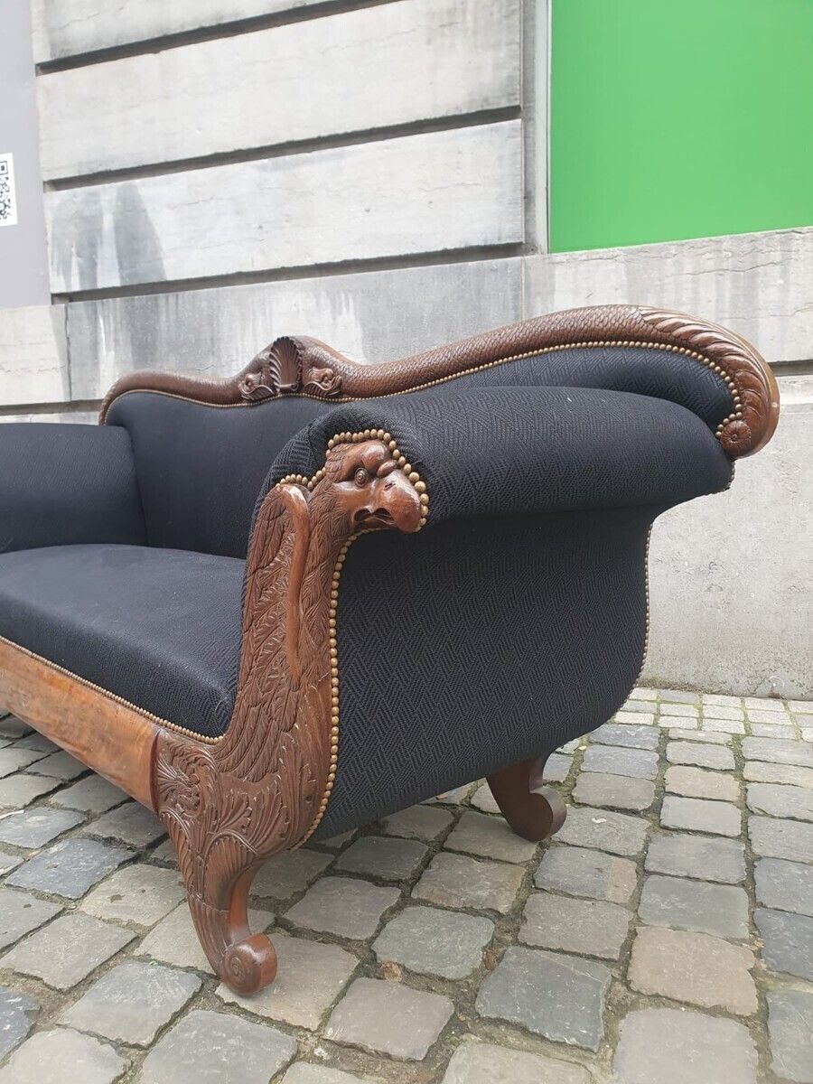 Walnut Chaise Longue Carved With Eagle And Fish Motifs (A Few Small Snags In The Veneer) photo Furniture