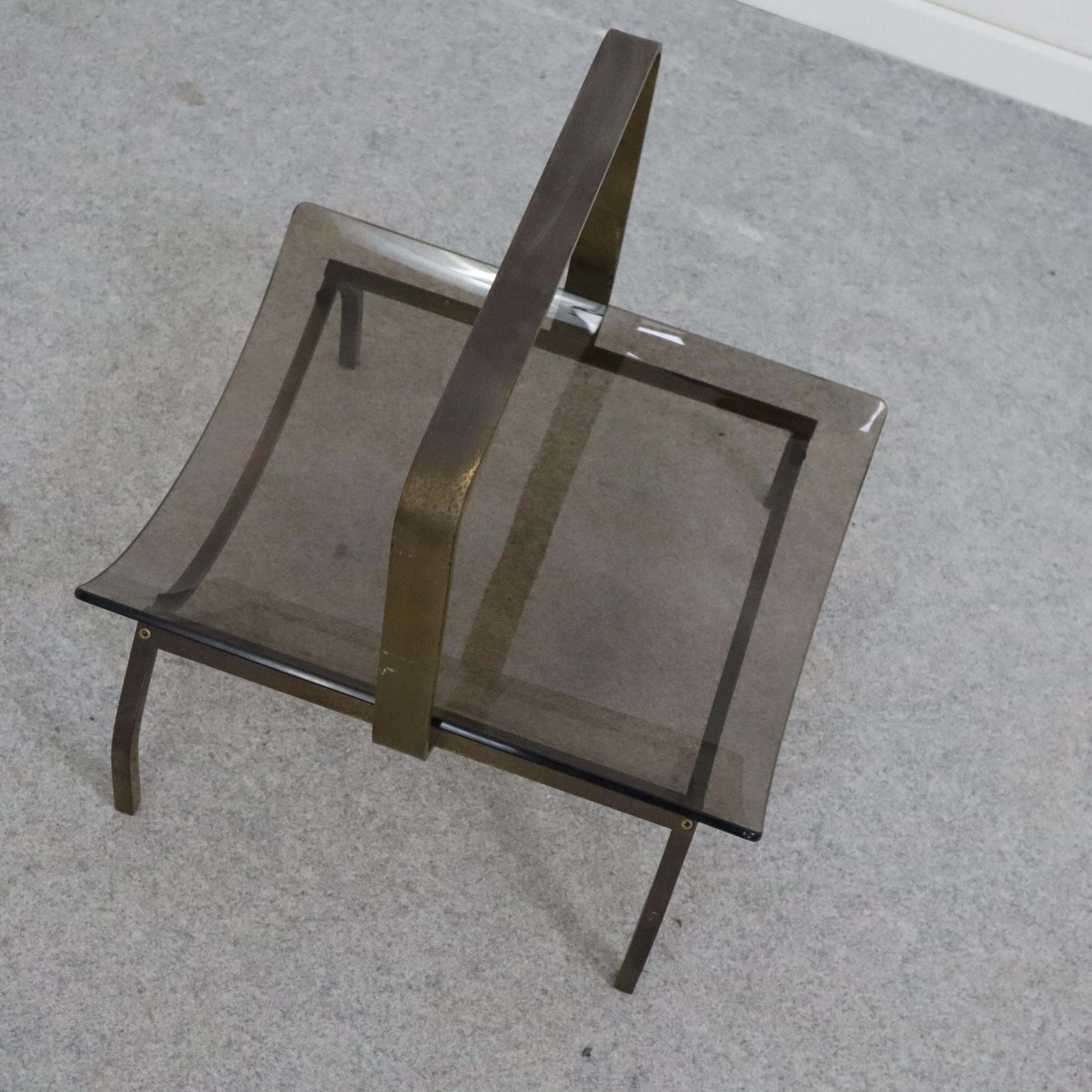 Italian Mid Century Modern Brass Magazine Rack Holder Fontana Arte, 1960s photo vintage