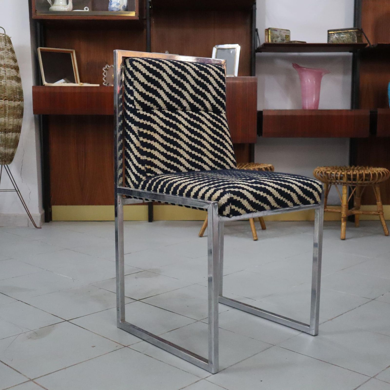 Furniture Mid Century Modern Italian Chairs By Nanda Vigo For Driade 1972, Set Of Four photo