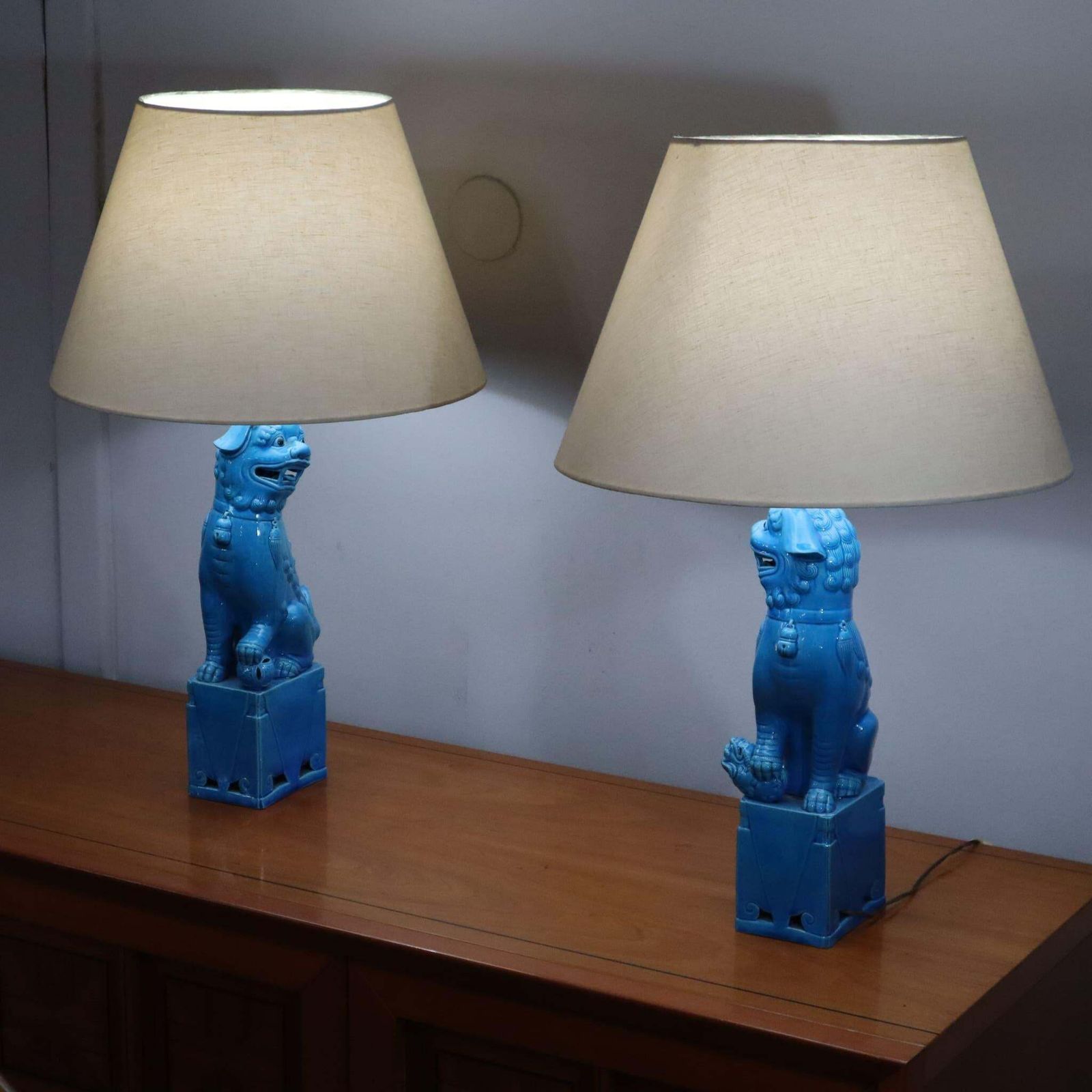 Lighting Pair Of 1970s Blue Ceramic Foo Dog Lamps Vintage Chinese photo